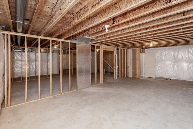 575 NW Compass Avenue, Waukee, IA 50263