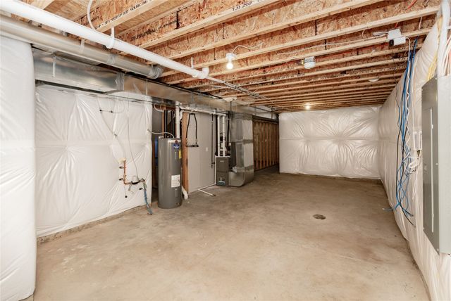 575 NW Compass Avenue, Waukee, IA 50263