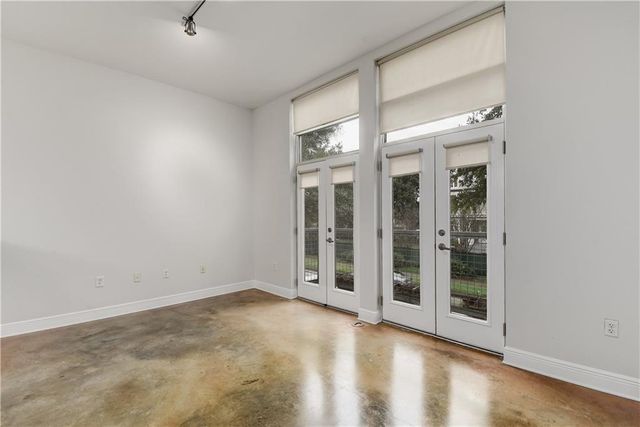 1601 E Cesar Chavez ST 102, Austin, TX 78702