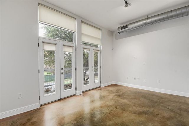1601 E Cesar Chavez ST 102, Austin, TX 78702