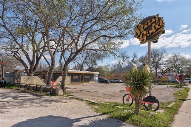 1601 E Cesar Chavez ST 102, Austin, TX 78702