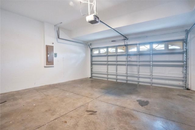 13011 AVALON CREST COURT, Riverview, FL 33579
