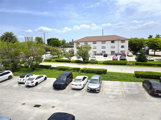 900 SW 104th Court B206, Miami, FL 33174