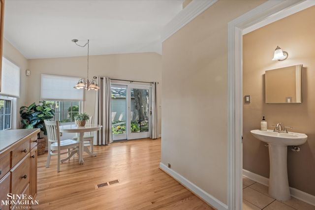 1930 Lochmoor Boulevard, Grosse Pointe Woods, MI 48236