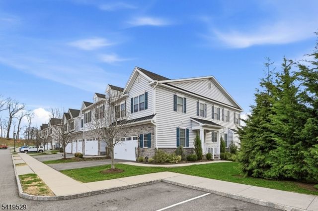 11 Lee Dr, Morris Twp., NJ 07960