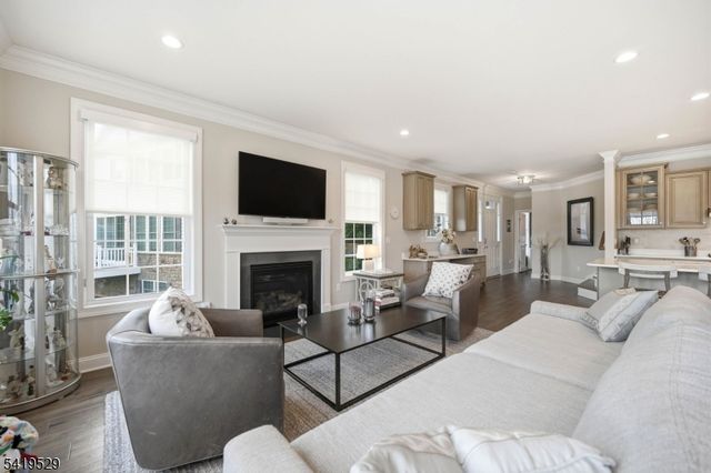 11 Lee Dr, Morris Twp., NJ 07960