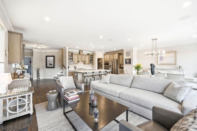 11 Lee Dr, Morris Twp., NJ 07960