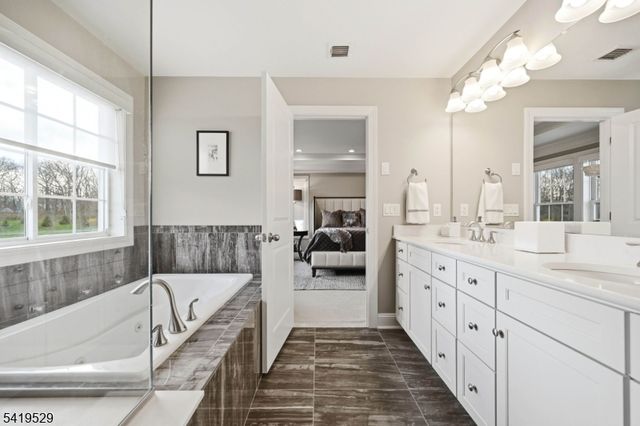11 Lee Dr, Morris Twp., NJ 07960