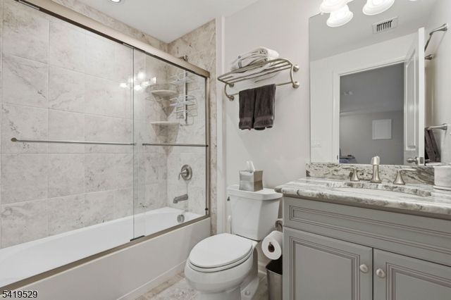 11 Lee Dr, Morris Twp., NJ 07960
