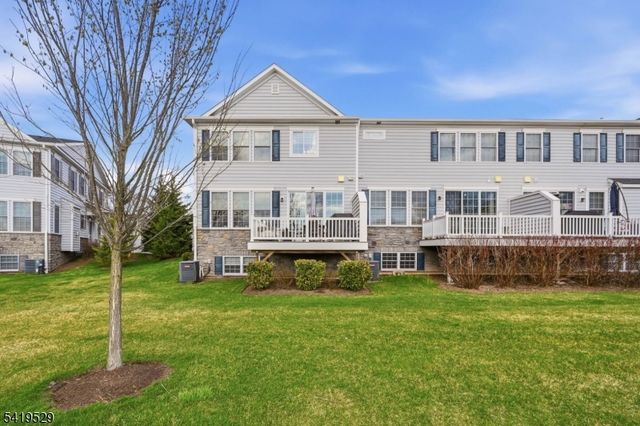 11 Lee Dr, Morris Twp., NJ 07960