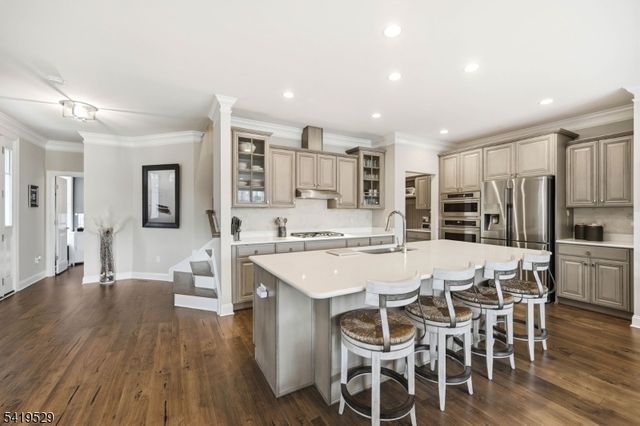 11 Lee Dr, Morris Twp., NJ 07960