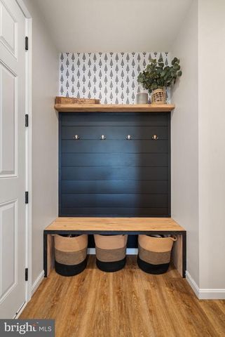 10100 GOVERNORS LN, Fredericksburg, VA 22408