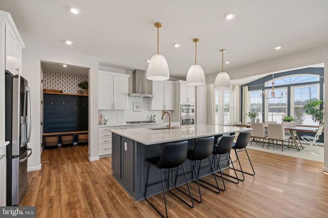 10100 GOVERNORS LN, Fredericksburg, VA 22408