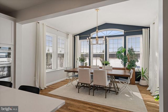 10100 GOVERNORS LN, Fredericksburg, VA 22408