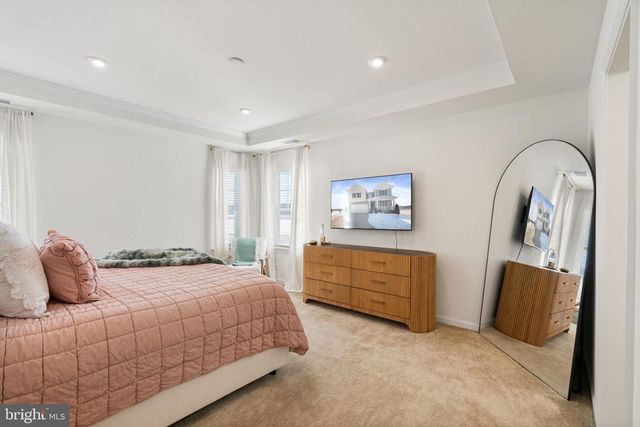 10100 GOVERNORS LN, Fredericksburg, VA 22408