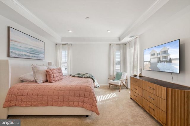 10100 GOVERNORS LN, Fredericksburg, VA 22408