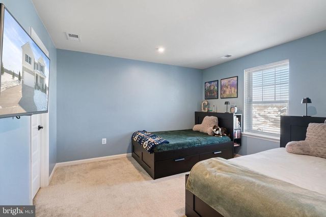 10100 GOVERNORS LN, Fredericksburg, VA 22408