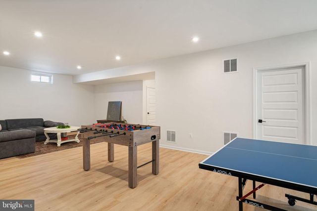 10100 GOVERNORS LN, Fredericksburg, VA 22408