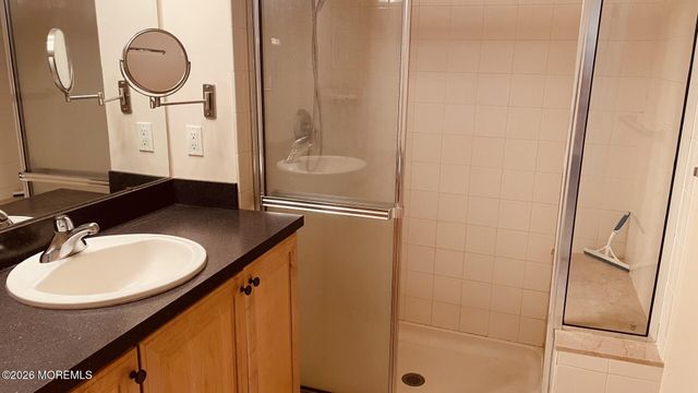 523 Sophee Lane 1000, Lakewood, NJ 08701