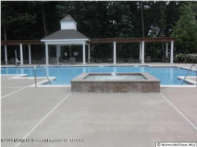 523 Sophee Lane 1000, Lakewood, NJ 08701