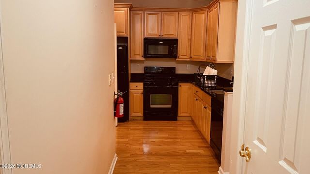 523 Sophee Lane 1000, Lakewood, NJ 08701