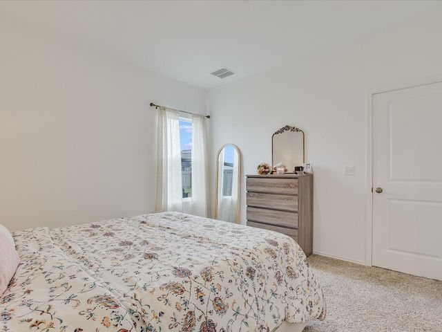 2712 Louris LN, Pflugerville, TX 78660