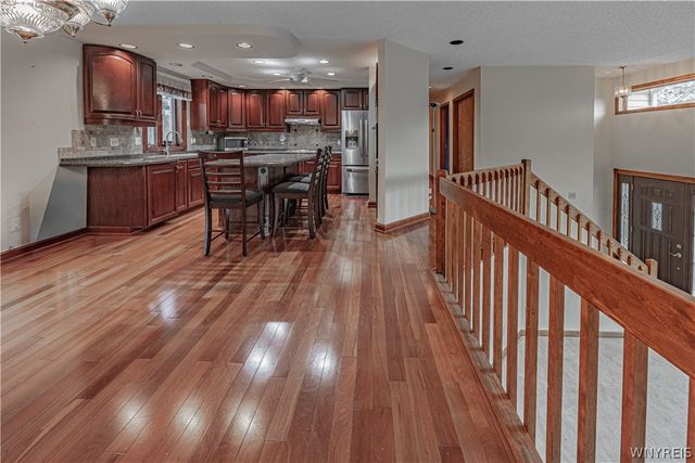 5507 Oakwood Drive, Pendleton, NY 14120