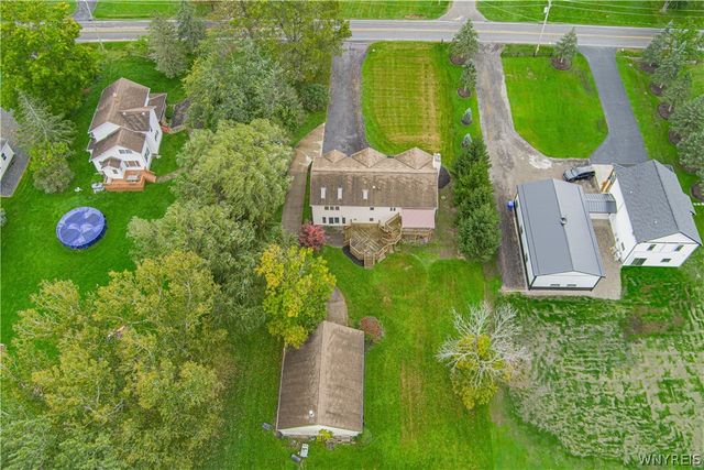 5507 Oakwood Drive, Pendleton, NY 14120