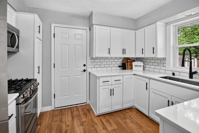 861 Blaser Court, Sun Prairie, WI 53590