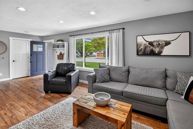 861 Blaser Court, Sun Prairie, WI 53590