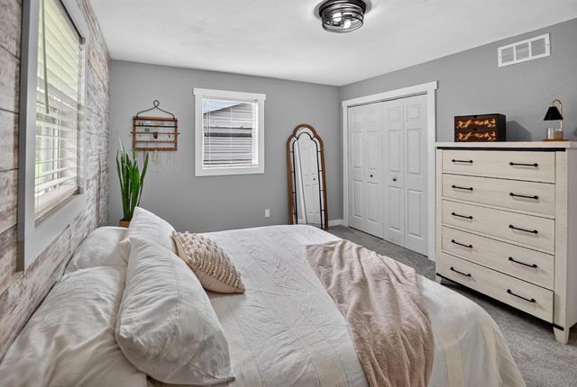861 Blaser Court, Sun Prairie, WI 53590