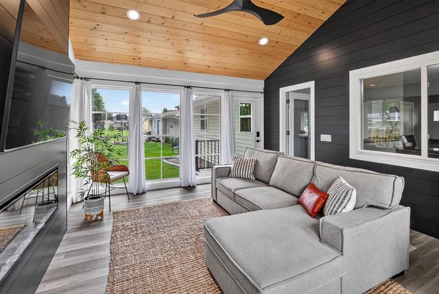 861 Blaser Court, Sun Prairie, WI 53590