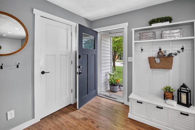 861 Blaser Court, Sun Prairie, WI 53590