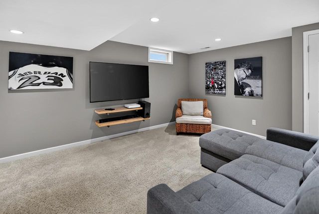 861 Blaser Court, Sun Prairie, WI 53590