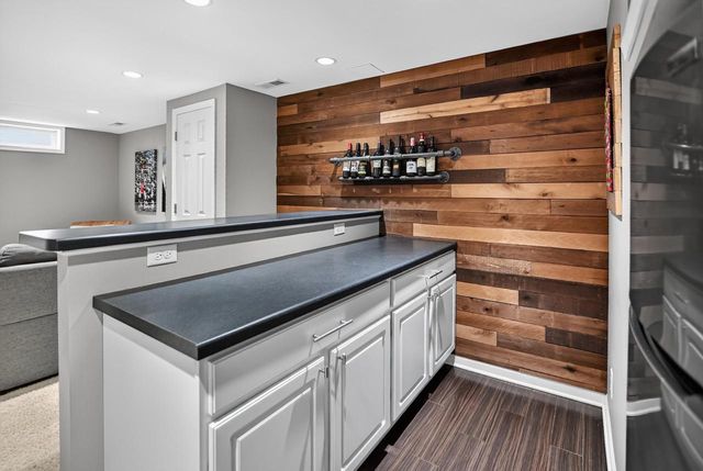 861 Blaser Court, Sun Prairie, WI 53590