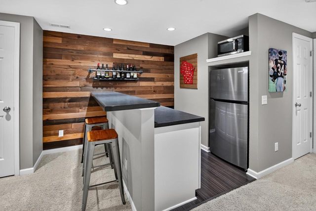 861 Blaser Court, Sun Prairie, WI 53590