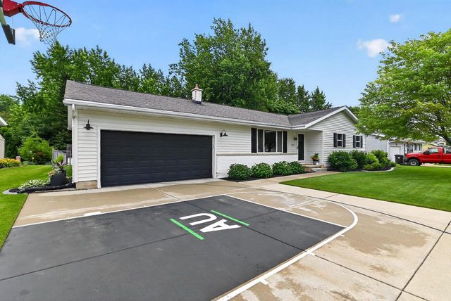 861 Blaser Court, Sun Prairie, WI 53590