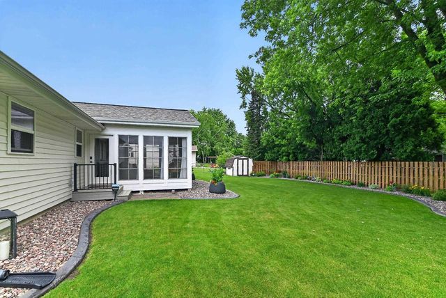 861 Blaser Court, Sun Prairie, WI 53590