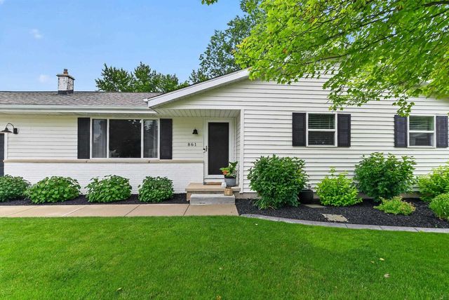 861 Blaser Court, Sun Prairie, WI 53590
