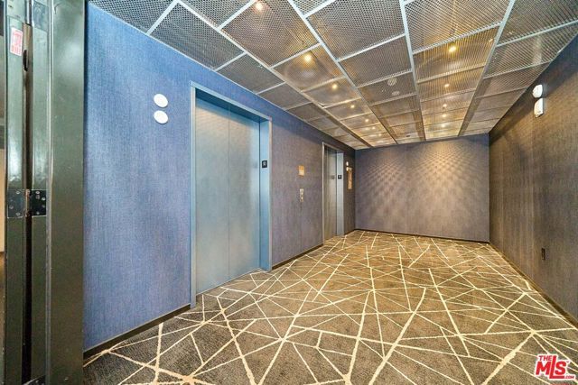 1050 S Grand Avenue 1008, Los Angeles, CA 90015