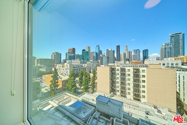 1050 S Grand Avenue 1008, Los Angeles, CA 90015