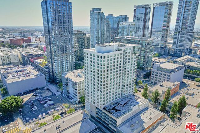 1050 S Grand Avenue 1008, Los Angeles, CA 90015