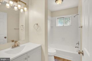 1725 CUMBERLAND ST, Harrisburg, PA 17103