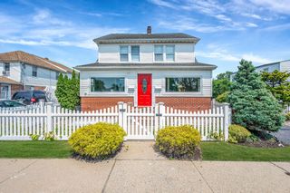 557 Newbridge Road, East Meadow, NY 11554