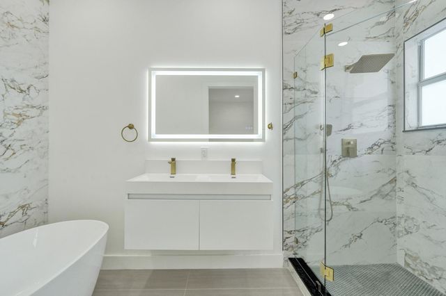 1213 W Las Olas Boulevard, Fort Lauderdale, FL 33312
