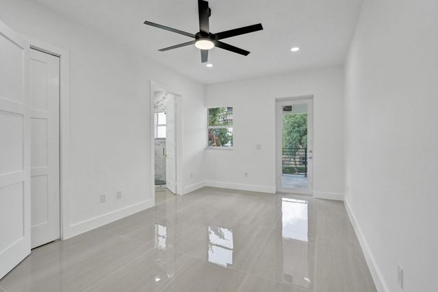 1213 W Las Olas Boulevard, Fort Lauderdale, FL 33312