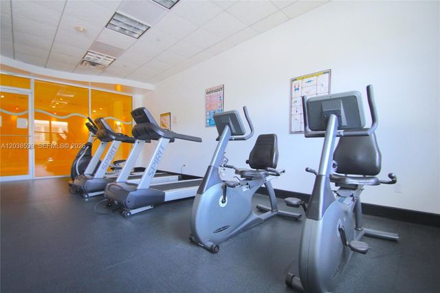 401 69th St PH101, Miami Beach, FL 33141