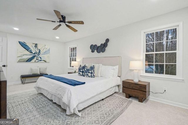 5464 Breathitt Drive SW, Lilburn, GA 30047