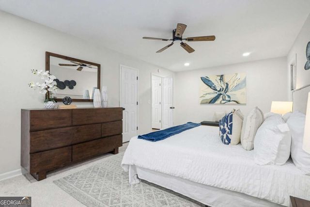 5464 Breathitt Drive SW, Lilburn, GA 30047