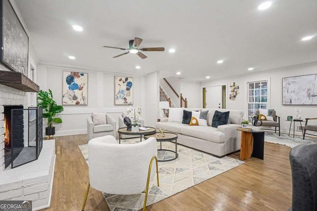 5464 Breathitt Drive SW, Lilburn, GA 30047